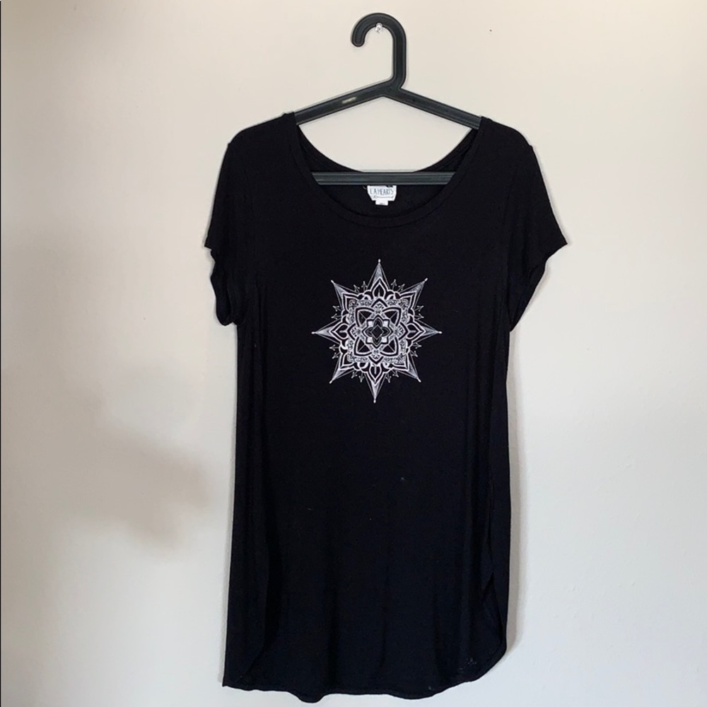 Black T-shirt